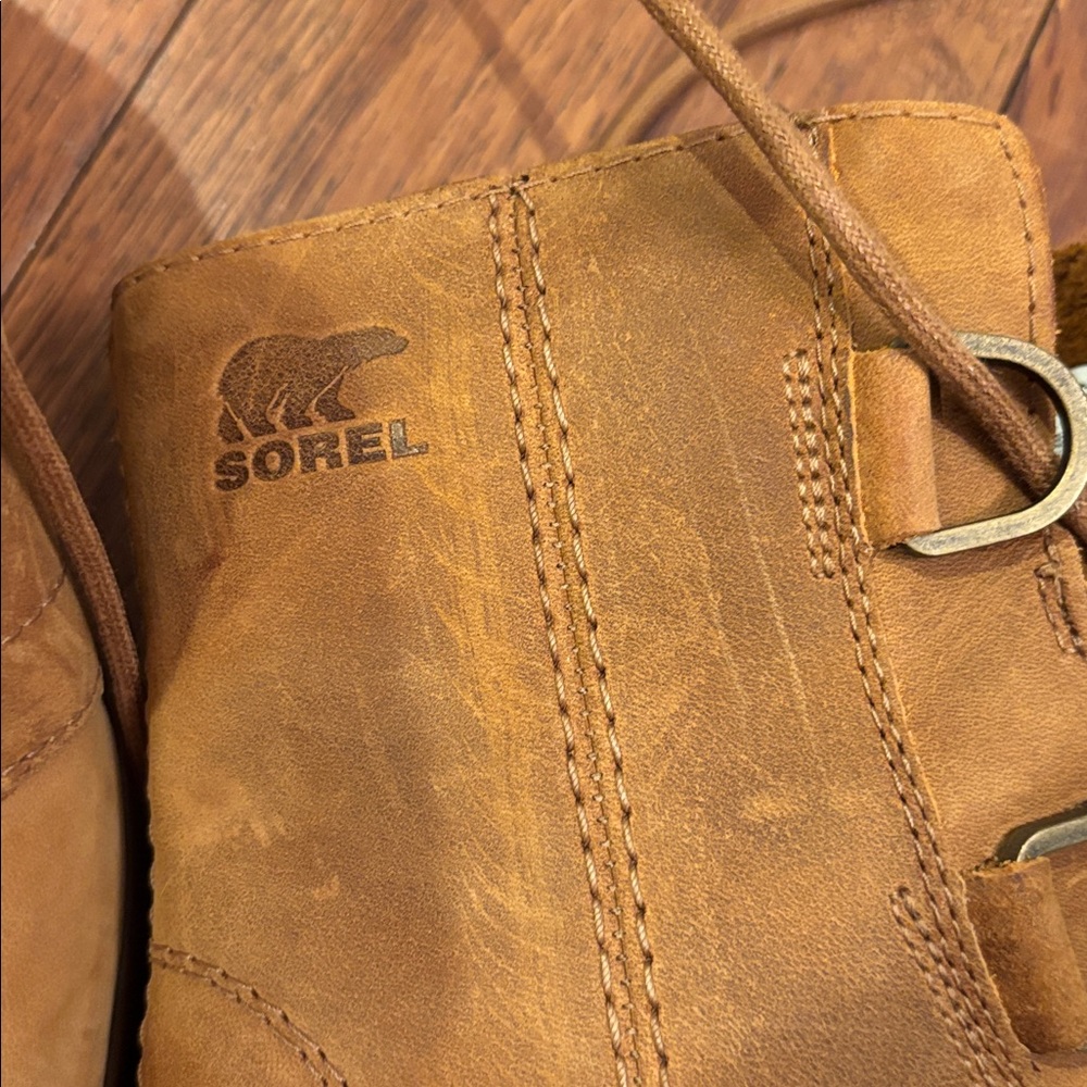 Sorel Women's Lace-Up Wedge Boots in Tan/Brown Great condition just ran big on - Picture 2 of 7